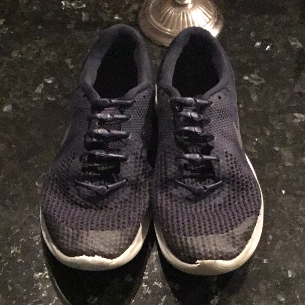 Nike Boys mesh sneakers